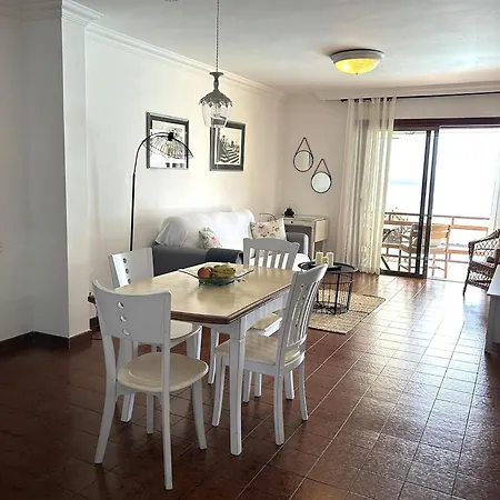 Radazul Apartment By The Water, Cleaning Included Radazul