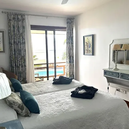Apartment Radazul Apartment By The Water, Cleaning Included Radazul